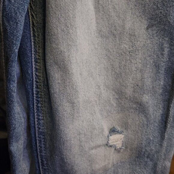 H&M Girls Light Wash Distressed Denim Overalls 8 - Picture 6 of 6